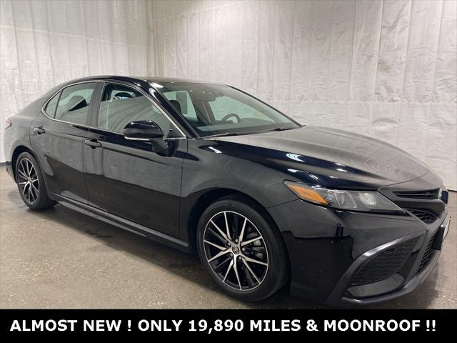 2021 toyota camry se