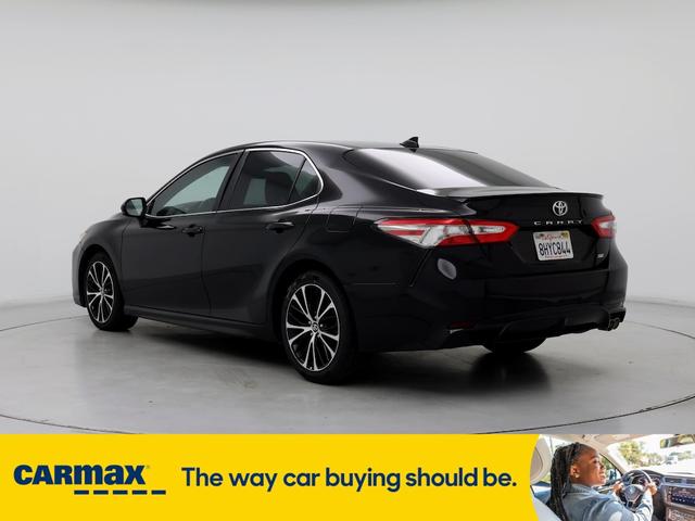2019 toyota camry se