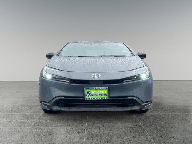 2023 toyota prius le