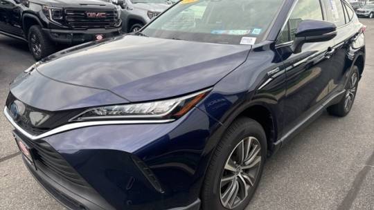 2021 toyota venza le
