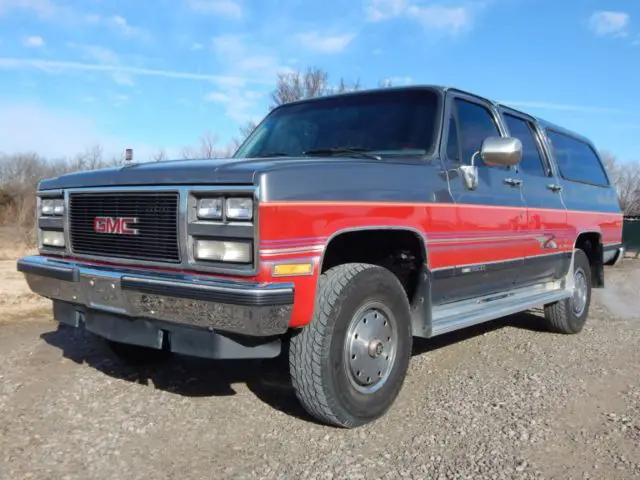 1990 gmc 2500 suburban, fuel injected 350 v-8, auto, 4x4