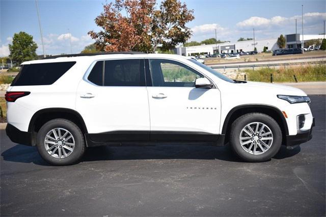 2023 chevrolet traverse lt cloth