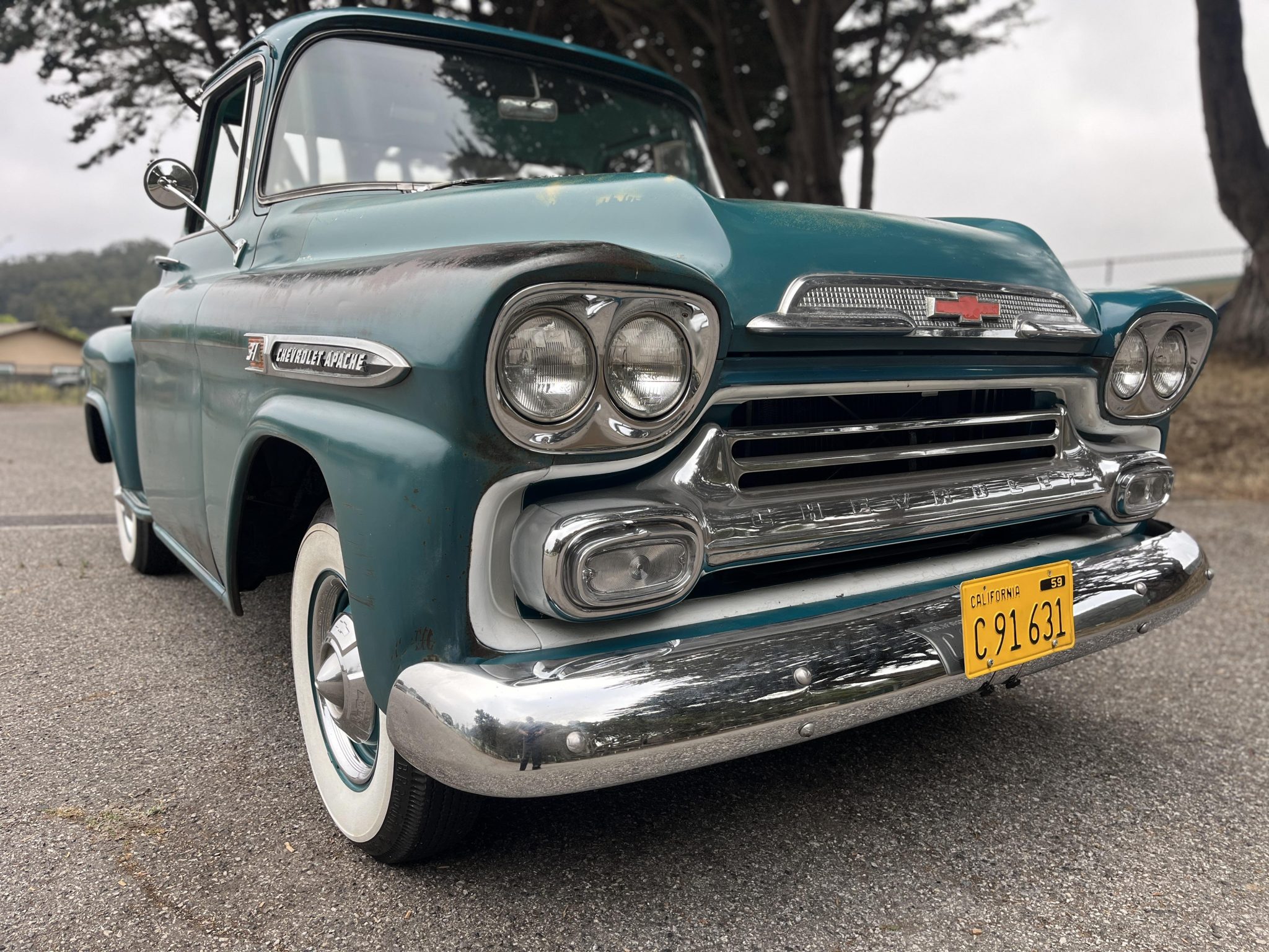1959 chevrolet apache 3100 big window stepside pickup 3-speed