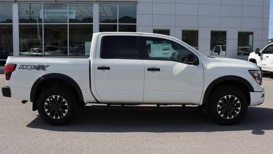 2024 Nissan Titan pro–x