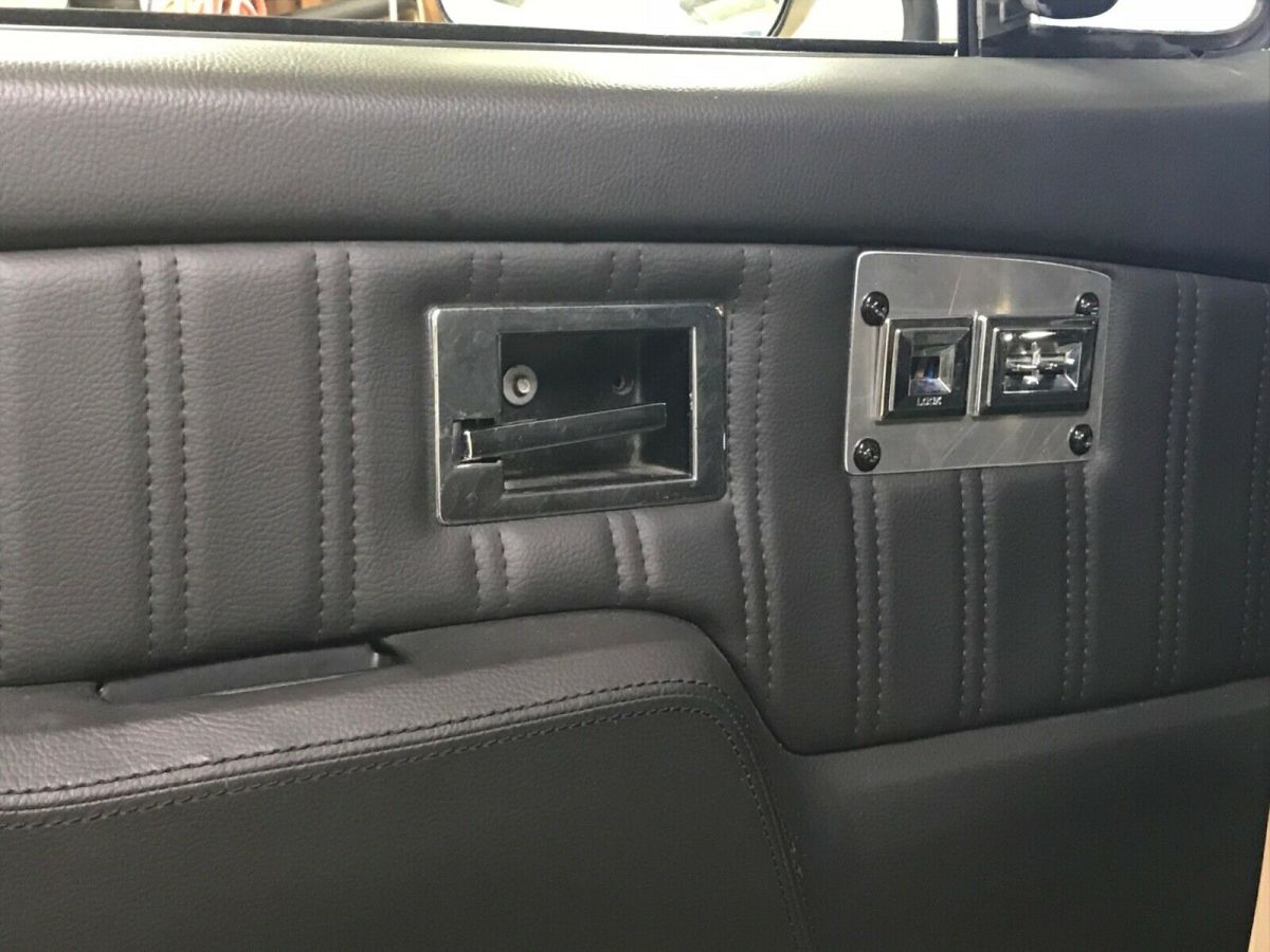 1985 chevrolet k5 blazer suv brown 4wd automatic k10