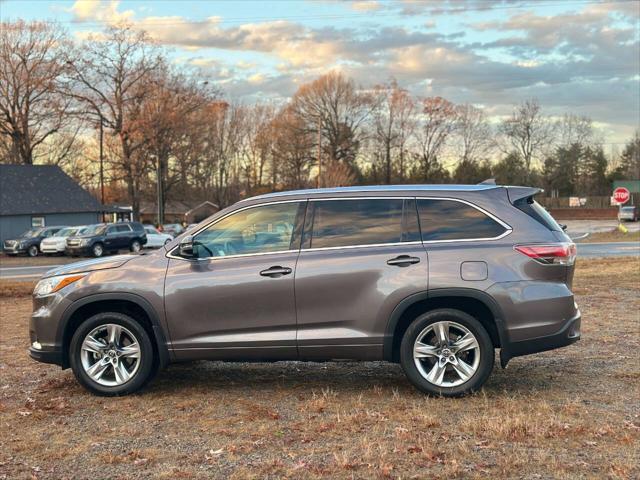 2016 toyota highlander limited
