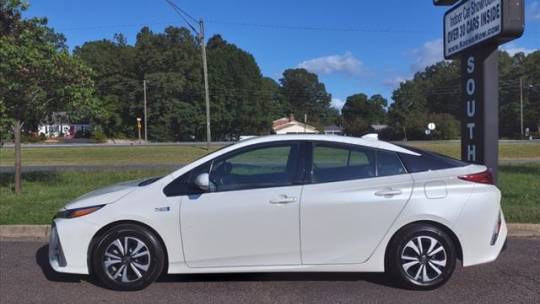 2017 toyota prius prime plus