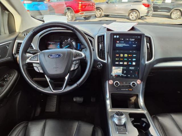 2022 ford edge titanium