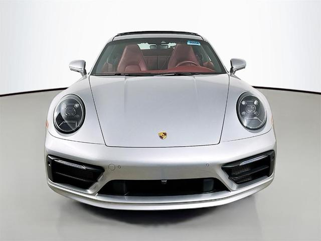 2023 porsche 911 carrera