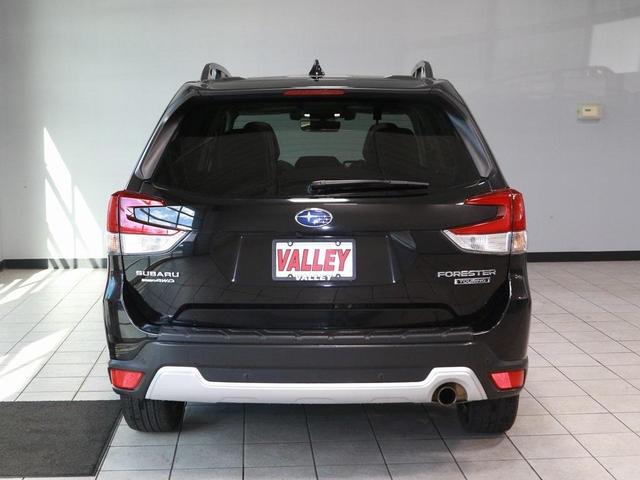 2019 subaru forester touring