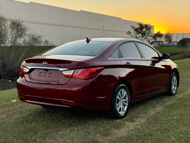 2011 hyundai sonata gls
