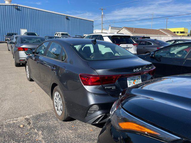2022 kia forte fe