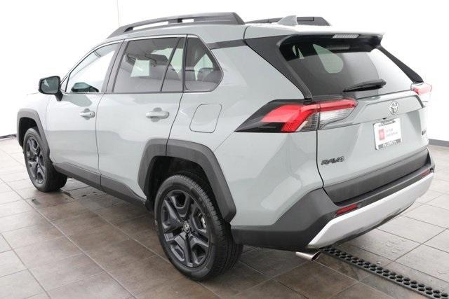 2022 toyota rav4 adventure