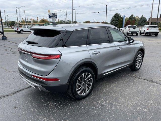 2022 lincoln corsair standard