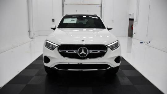 2025 Mercedes-Benz GLC
