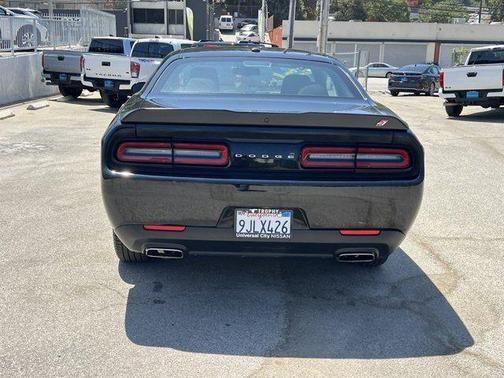 2023 dodge challenger