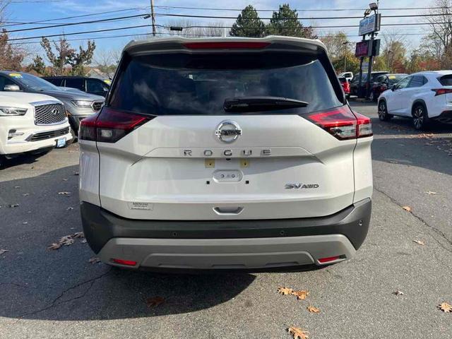 2021 nissan rogue sv