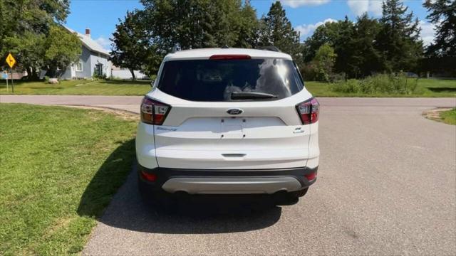 2018 ford escape se