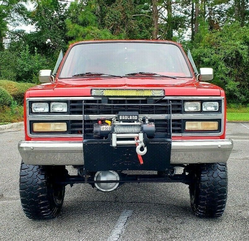 1990 chevrolet blazer suv red 4wd automatic v10