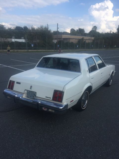 1986 cutlas supreme 33,000 original miles like brand new!!