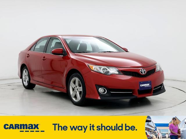 2014 toyota camry se