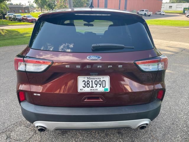 2021 ford escape se