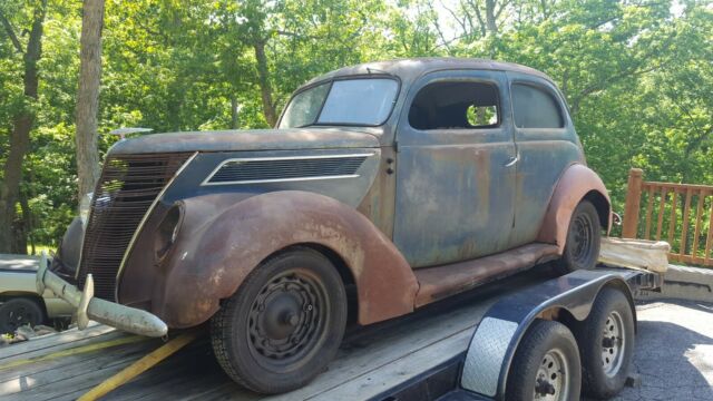 1937 ford tudor humpback sedan barn find