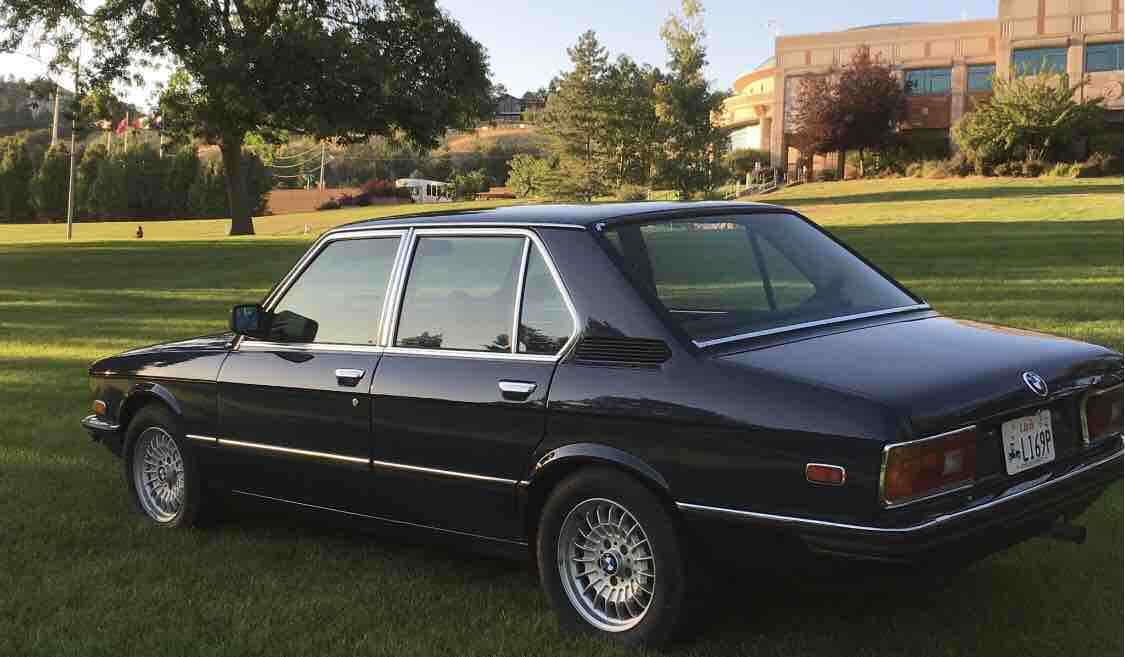 1980 bmw 520 sedan blue rwd manual