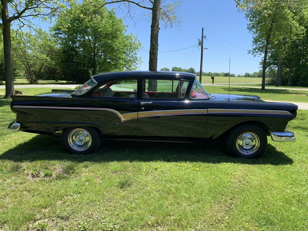 1957 ford custom 300 coupe black rwd manual custom 300 2 door hardtop