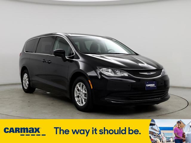 2019 chrysler pacifica lx