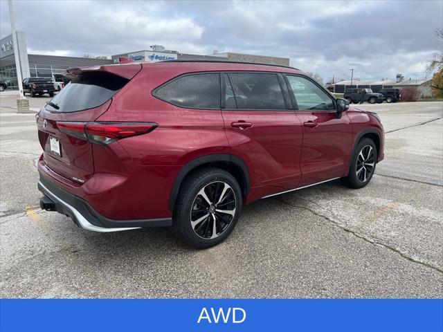 2021 toyota highlander xse