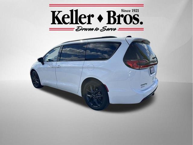 2023 chrysler pacifica limited