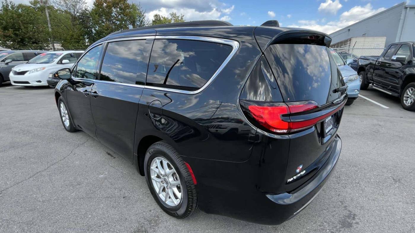 2022 chrysler pacifica touring l
