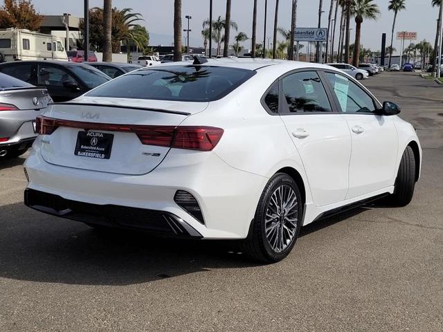 2024 kia forte gt-line