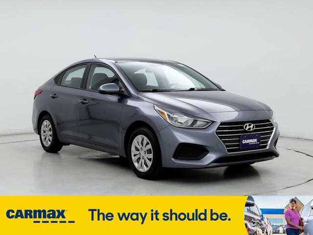 2019 hyundai accent se