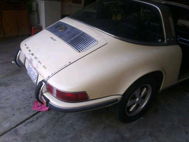 1971 porsche 911 t coupe yellow rwd manual targa
