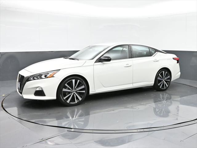 2022 nissan altima sr fwd