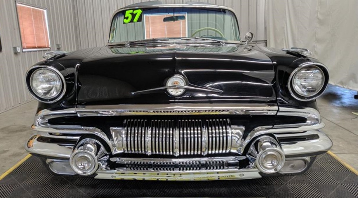 1957 pontiac star chief