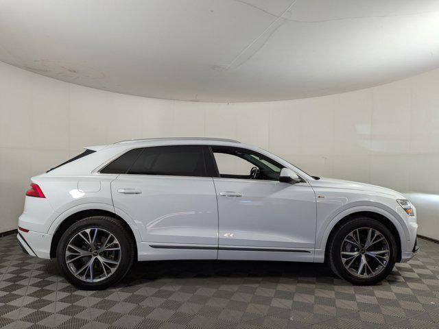 2021 audi q8 55 premium plus