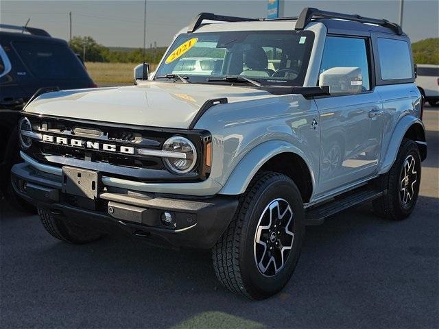 2021 ford bronco base