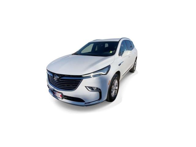 2022 buick enclave essence