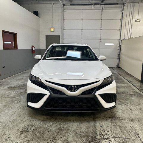 2023 toyota camry se
