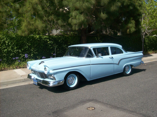 1957 ford 300 2 door