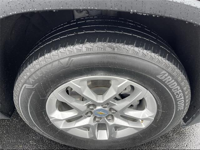 2022 chevrolet traverse ls