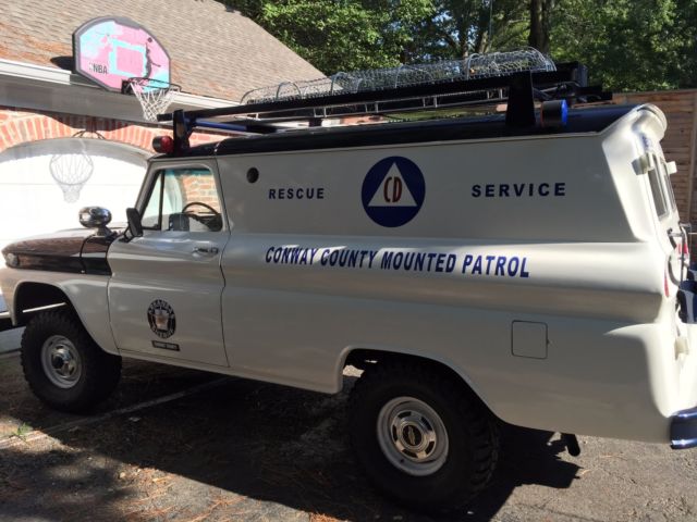 nostalgic 1964 gmc suburban- conway county mounted patrol rescue service vehicle