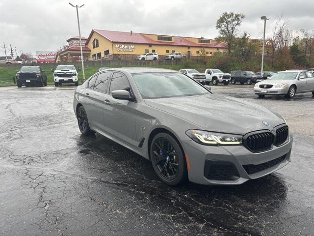 2022 bmw 530e base