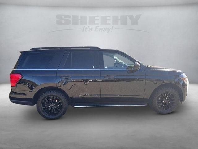 2022 ford expedition xlt