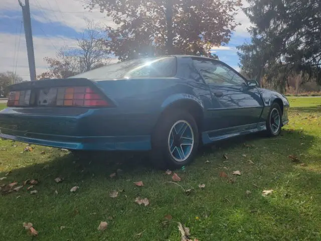 1991 chevrolet camaro coupe teal manual rs