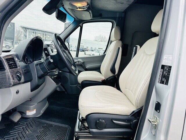 2016 mercedes-benz sprinter airstream