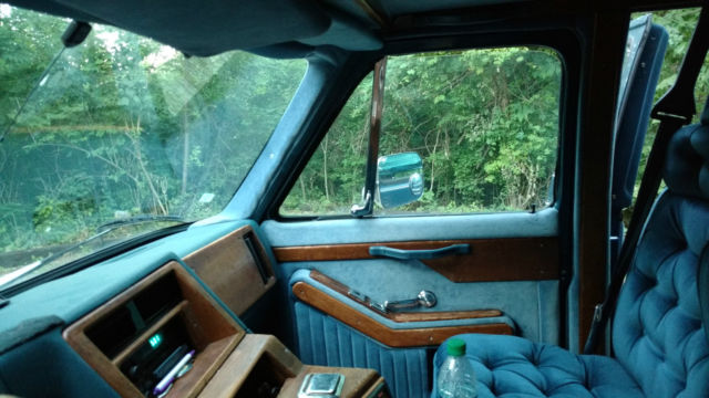 1991 full size gmc vandura luxury cruising van